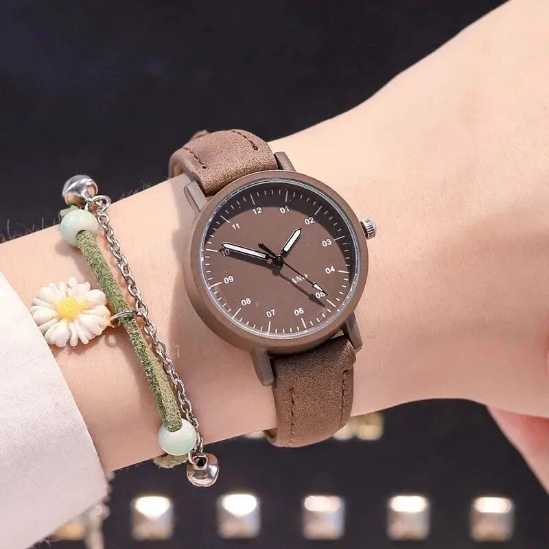 Women'S Watch PU Leather Strap Women Quartz Watches Waterproof round Dial Retro Bracelet Watch Ladies Girls Wristwatch